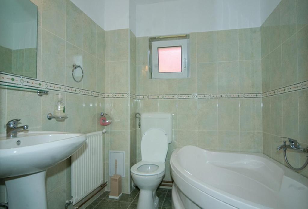 Pension Piatra Craiului Moieciu de Jos Habitación foto